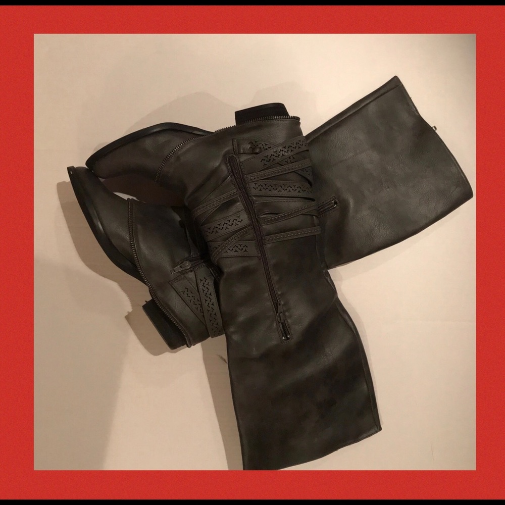 Boots - Picture 2 of 2
